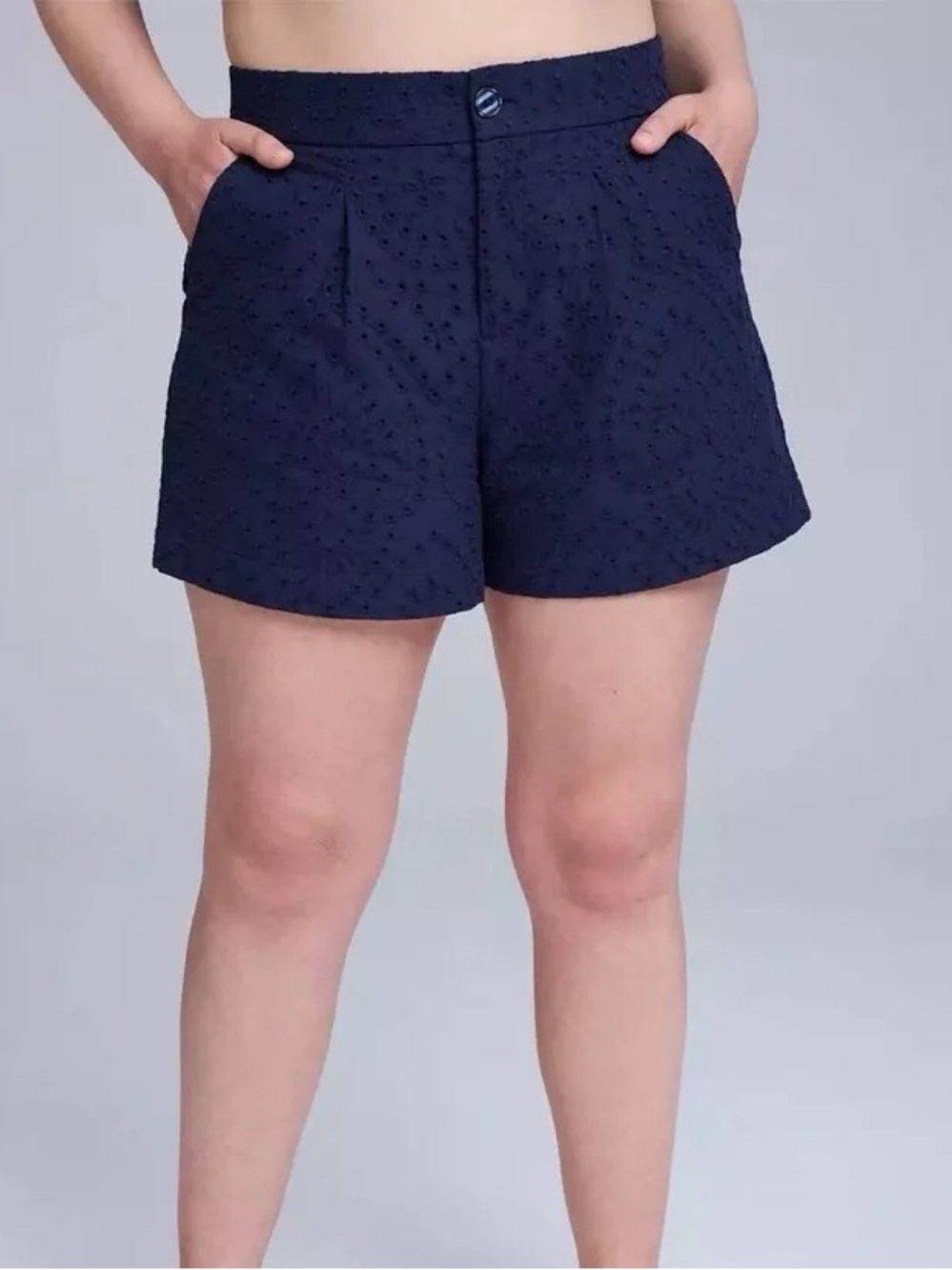 NWOT Torrid Belle Isle Navy Blue Eyelet Nautical Preppy High-Rise Shorts Size 24